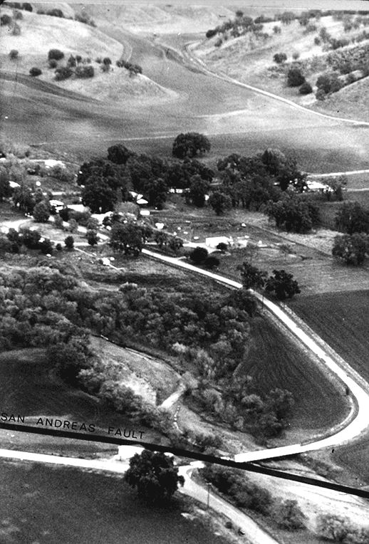 Photo of the town of Parkfield, CA.